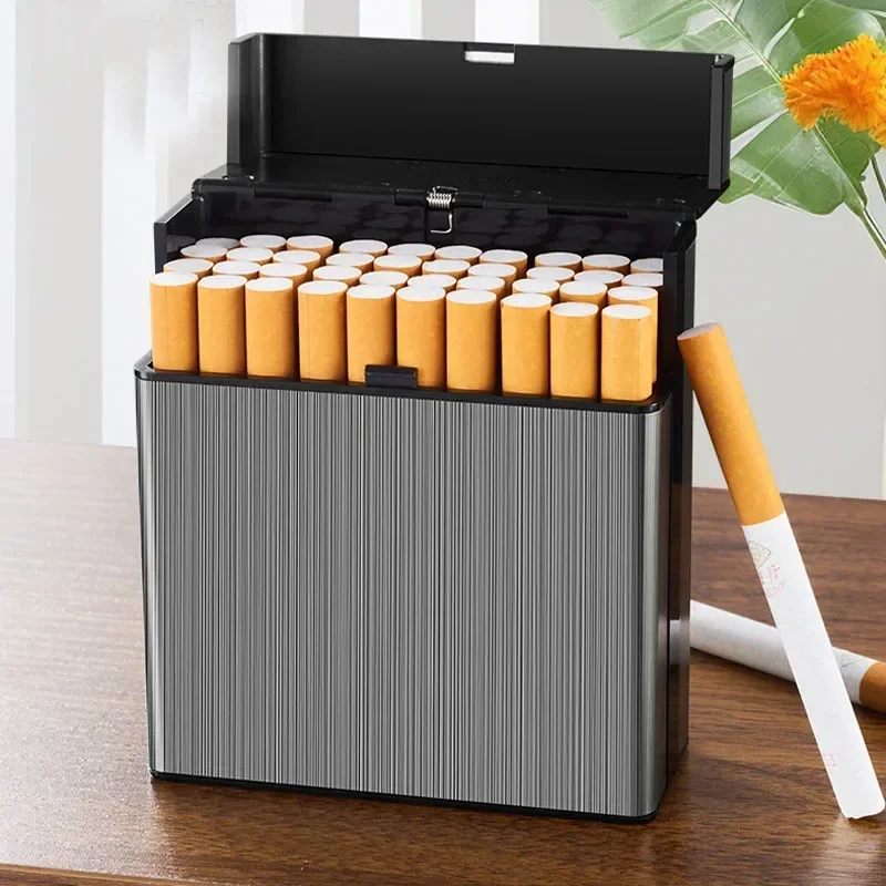 40本収納可能な、携帯用スリム型アルミ製シガレットケース。通 - Packaging のレビューと価格